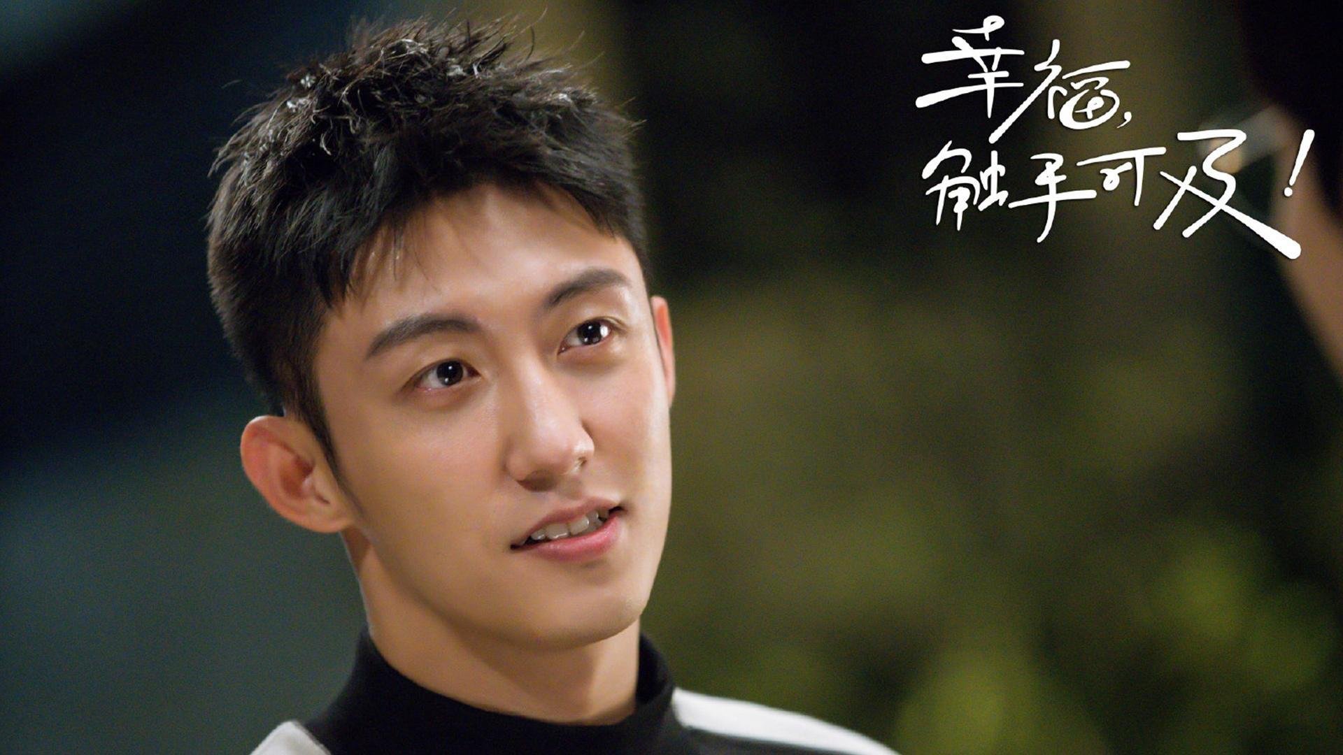 球迷拍摄创意短片讲述支持球队心路历程引发强烈共鸣，球队宣传片拍摄